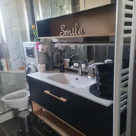 Casa Ap Dayana Apartment